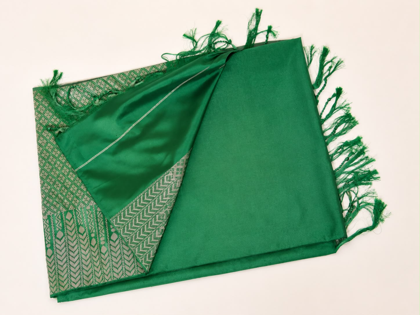 Premium Soft Silk Saree with Rich Pallu, Tassels & Designer Zari Border | Festive & Wedding Wear